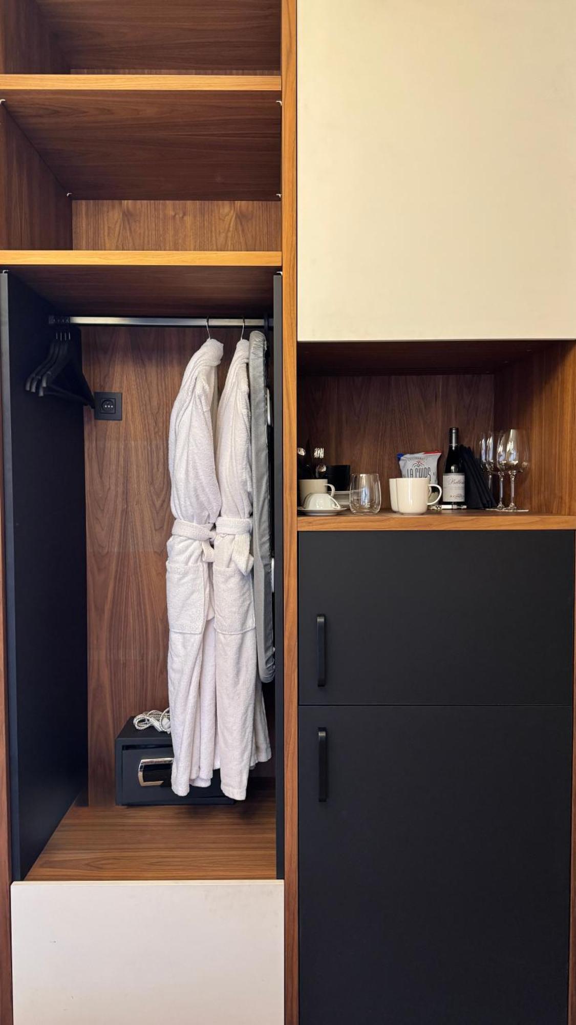 Mihotel Tour Rose Λυών Εξωτερικό φωτογραφία